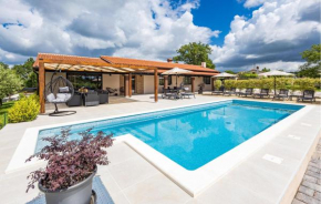 Awesome Home In Labin